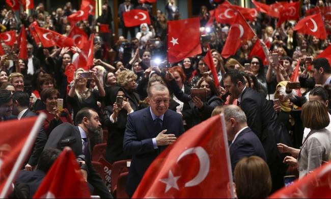 Δημοψήφισμα Τουρκία: Για τι ακριβώς ψηφίζουν και τι δείχνουν οι τελευταίες δημοσκοπήσεις
