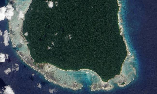 Αυτό το πανέμορφο νησί δεν έχει εξερευνηθεί ποτέ γιατί οι ντόπιοι σκοτώνουν τους επισκέπτες (video)