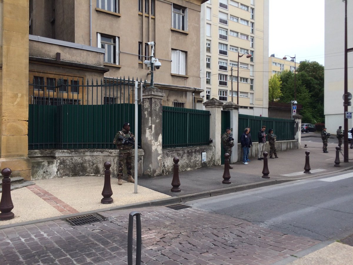 Εκρήξεις κοντά σε συναγωγή στο Μετς της Γαλλίας