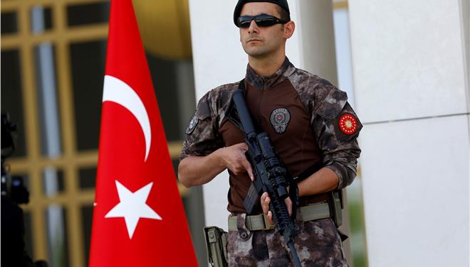 Τουρκία: Συλλήψεις υπόπτων για επιθέσεις τη μέρα του δημοψηφίσματος