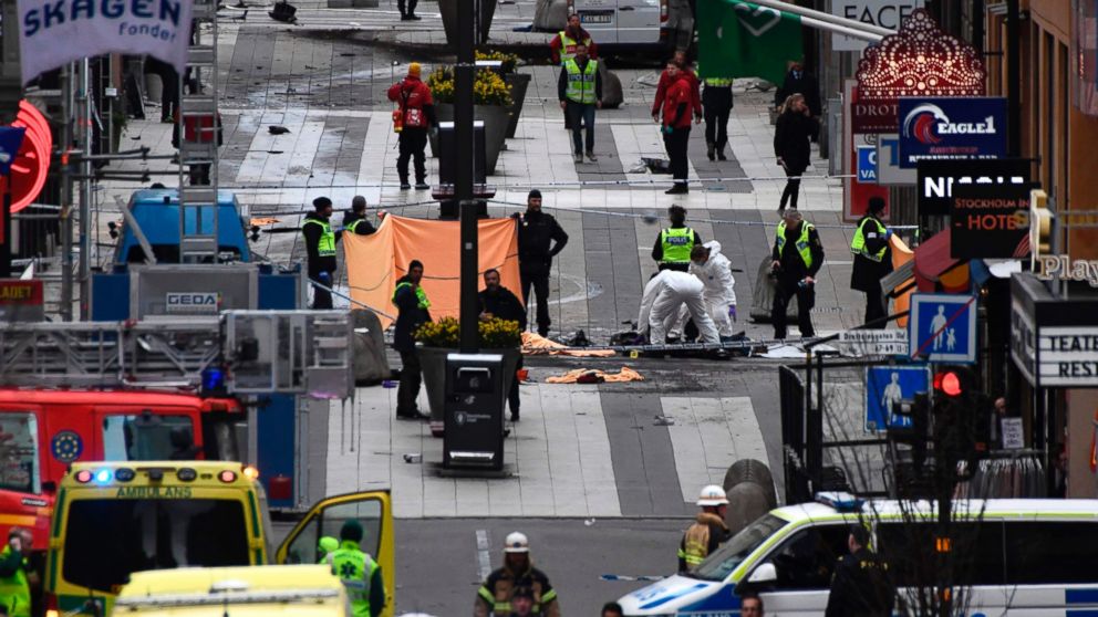 Τρομοκρατική επίθεση στη Στοκχόλμη: Σοκάρουν οι περιγραφές των αυτοπτών μαρτύρων