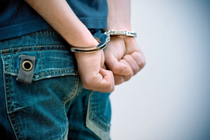 Συνελήφθησαν δύο ανήλικοι στη Βέροια για κλοπές  