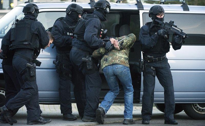 Συνελήφθησαν τρεις ύποπτοι για τρομοκρατία στη Γερμανία