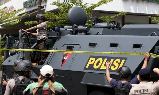 Ινδονησία: Βομβιστής - καμικάζι «χτύπησε» τερματικό σταθμό του Μετρό
