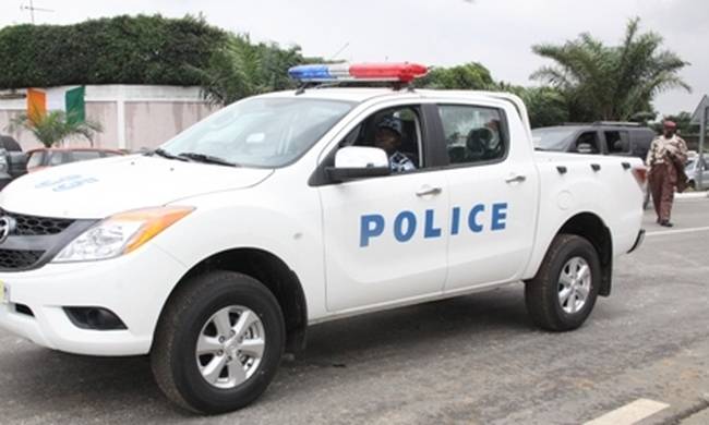 Ακτή Ελεφαντοστού: Αστυνομικοί αντί για ληστές γάζωσαν νεκροφόρα - Νεκροί 5 νεκροθάφτες