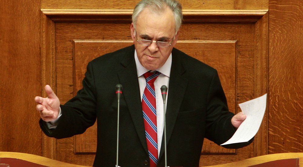 Ο Γιάννης Δραγασάκης «μάσησε την καραμέλα» των αντίμετρων στη Βουλή