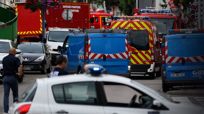 ΕΚΤΑΚΤΟ: Επίθεση με μαχαίρι στη Γαλλία - Ένας νεκρός
