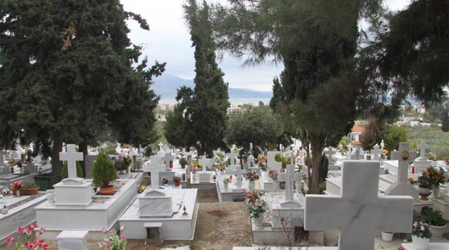 Χανιά: "Βαποράκι" έκρυβε τα ναρκωτικά σε νεκροταφείο