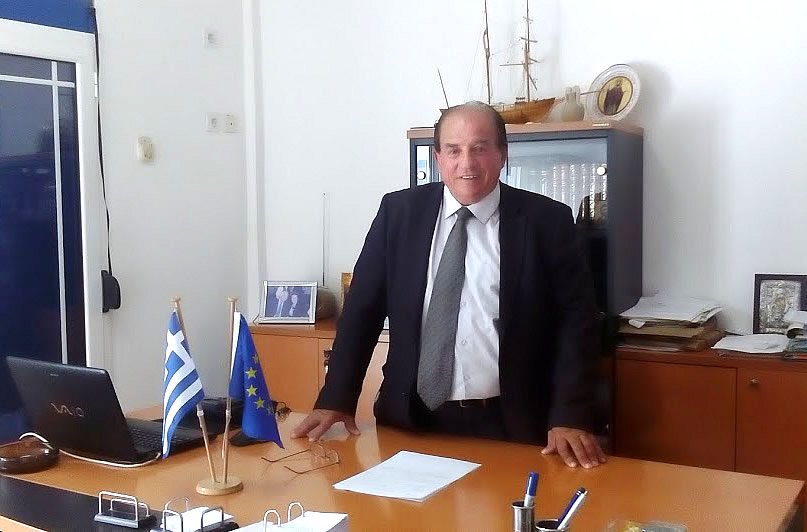 Αυθαιρετεί ο καταδικασμένος δήμαρχος Ελαφονήσου