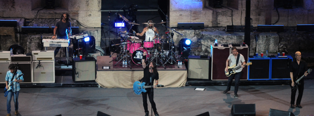Foo Fighters: Ιστορική συναυλία - οργάνωση παρωδία!