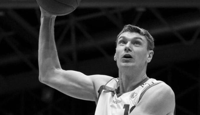 Πέθανε από λευχαιμία ο κορυφαίος Πολωνός μπασκετμπολίστας, Άνταμ Βόιτσικ