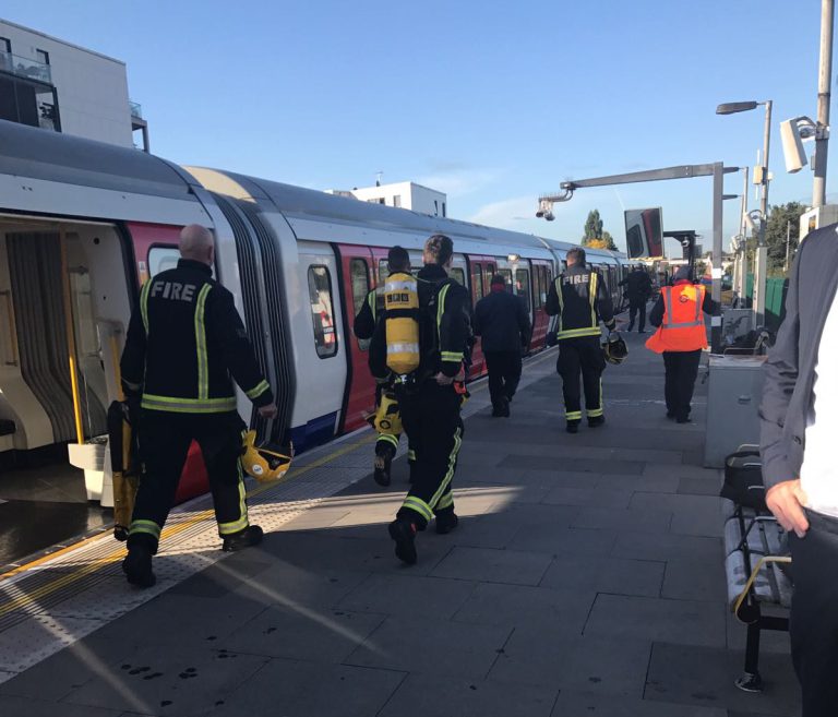 Το Ισλαμικό Κράτος ανέλαβε την επίθεση με βόμβα στο μετρό του Λονδίνου