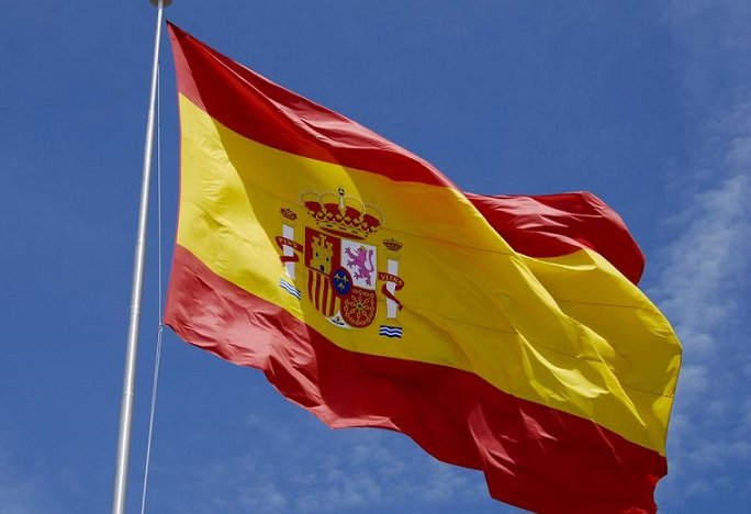 Συνταγματικό Δικαστήριο της Ισπανίας: "Άκυρο το δημοψήφισμα στην Καταλονία"