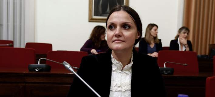 Βόμβα της διευθύντριας του ΚΕΕΛΠΝΟ: "Δέχομαι πιέσεις από Πολάκη για να βγάλω ψεύτη τον Άδωνι"