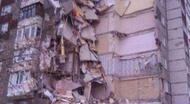 Ρωσία: Κατάρρευση κτιρίου με νεκρούς και τραυματίες