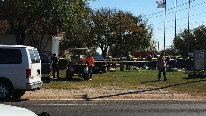 Ένοπλος σκόρπισε το θάνατο σε εκκλησία στο Τέξας - Στους 27 οι νεκροί