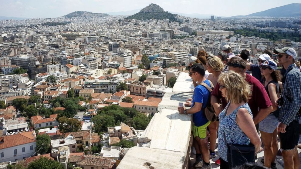 Η Ελλάδα στις πιο ασφαλείς χώρες για τους Αμερικανούς τουρίστες