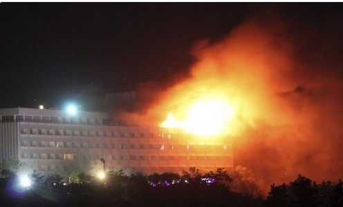 Μακελειό σε ξενοδοχείο στην Καμπούλ, πυρ κατά πελατών