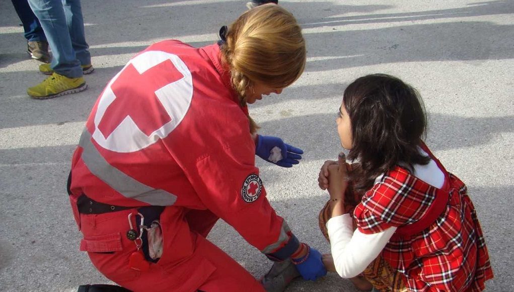 Ερυθρός Σταυρός : Διακόπτει την παροχή υπηρεσιών σε δομές φιλοξενίας προσφύγων και μεταναστών στην Ηπειρωτική Ελλάδα