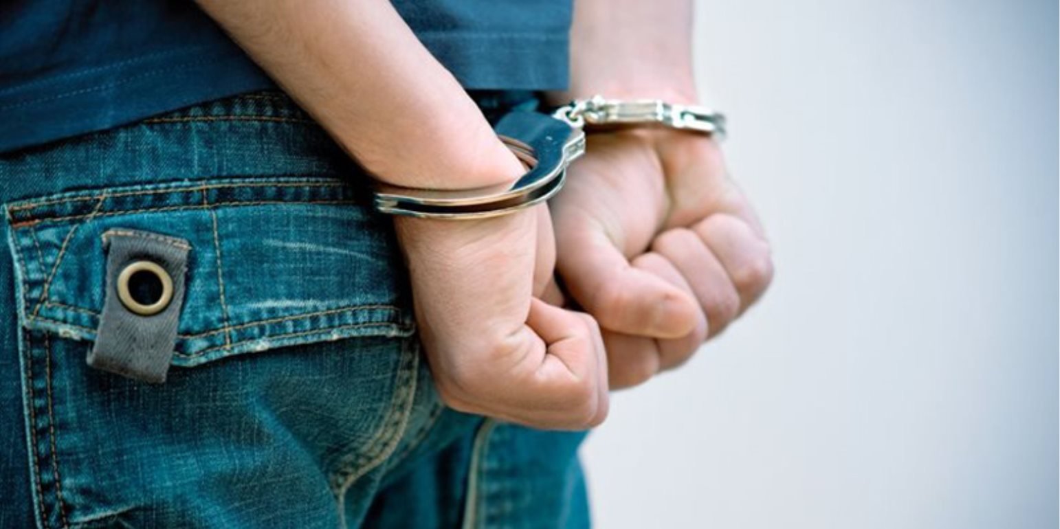 Μαθητής συνελήφθη με χασίς στο σχολείο του Βόλου
