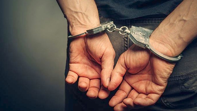 Αγρίνιο: Συνελήφθη 52χρονος που πυροβόλησε με αεροβόλο αυτοκίνητο