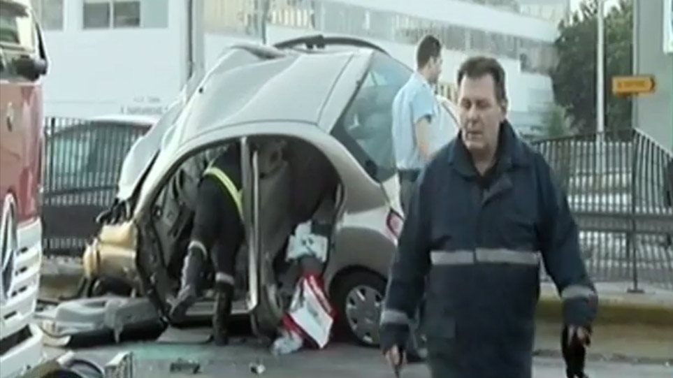 Τραγικό τροχαίο δυστύχημα στον Κηφισό, με μεθυσμένο οδηγό νταλίκας να παρασύρει δύο Ι.Χ. (video)