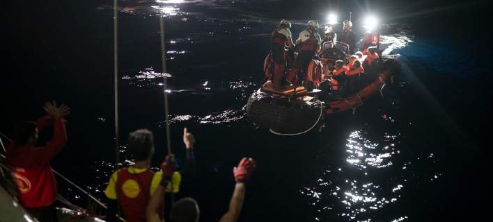Σοκ! 60 νεκροί μετανάστες στο ναυάγιο της Σικελίας