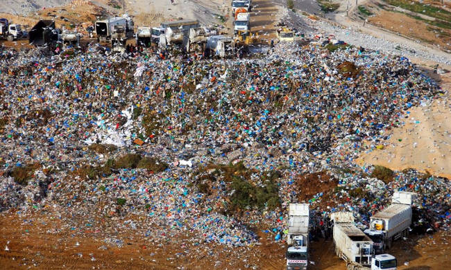 Έσπασε ο ΧΥΤΑ της Φυλής - Γέμισε σκουπίδια η πόλη