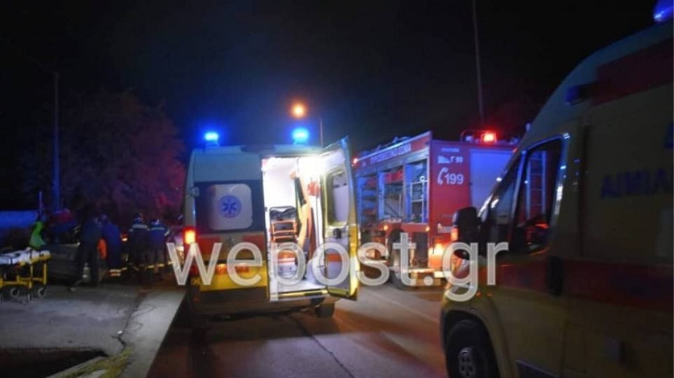 Μετωπική σύγκρουση δύο οχημάτων στο Πλαγιάρι Θεσσαλονίκης – Τέσσερις τραυματίες