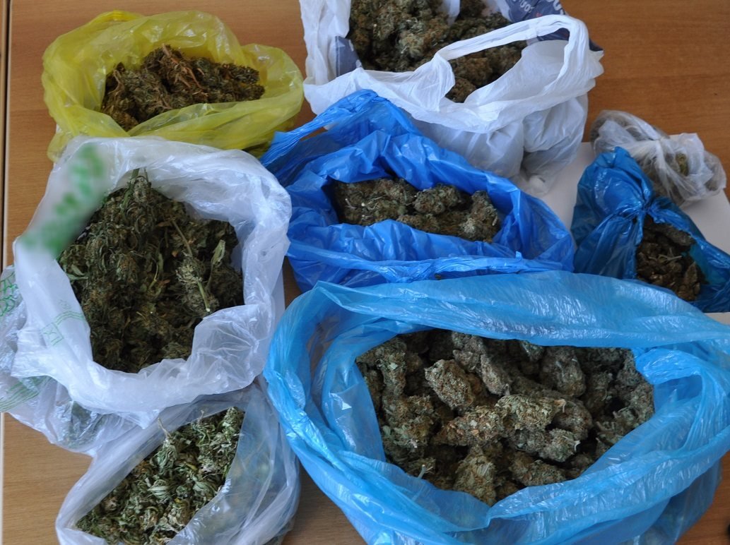 Συνελήφθησαν έξι άτομα για διακίνηση ναρκωτικών ουσιών σε περιοχές της Αργολίδας