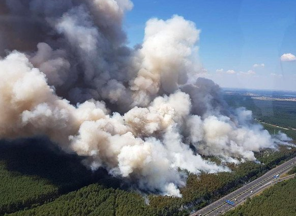 Γερμανία: Μεγάλη φωτιά στο Πότσδαμ!