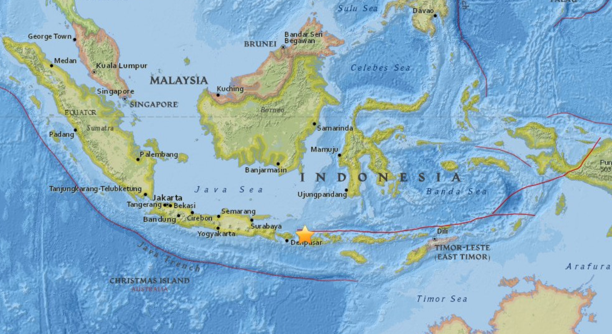 Τουλάχιστον 37 νεκροί στην Ινδονησία μετά τα 7,0 ρίχτερ