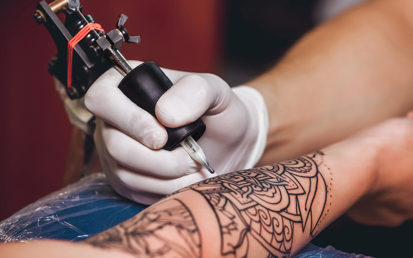 Προσοχή στα Τατουάζ από Μαύρη Χένα