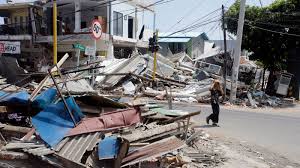 Τραγωδία την Ινδονησία : Πάνω από 832 οι νεκροί από το σεισμό και το τσουνάμι
