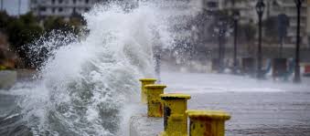 Κυκλώνας Ζορμπάς : Τρεις αγνοούμενοι στην Εύβοια
