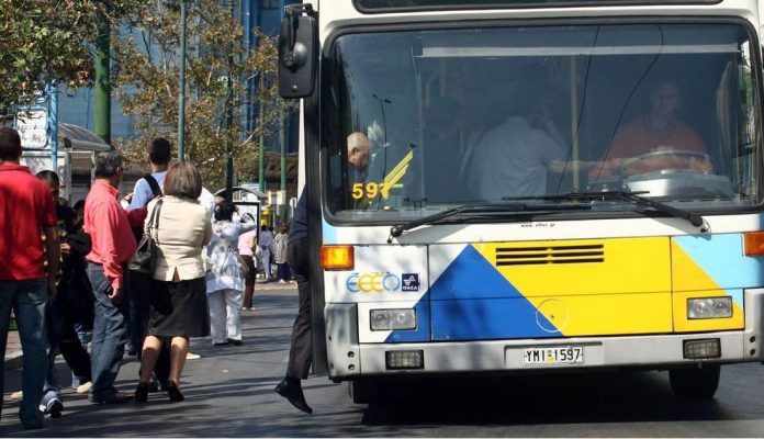 Τηλεφώνημα για βόμβα σε λεωφορείο στο κέντρο της Αθήνας