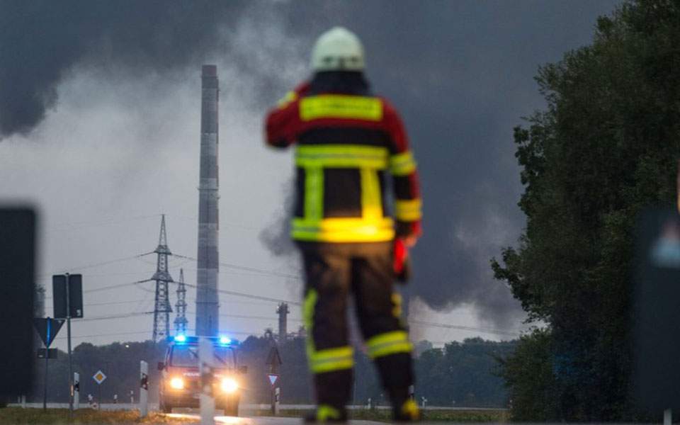 Γερμανία : Πυρκαγιά σε διυλιστήριο - Οκτώ τραυματίες