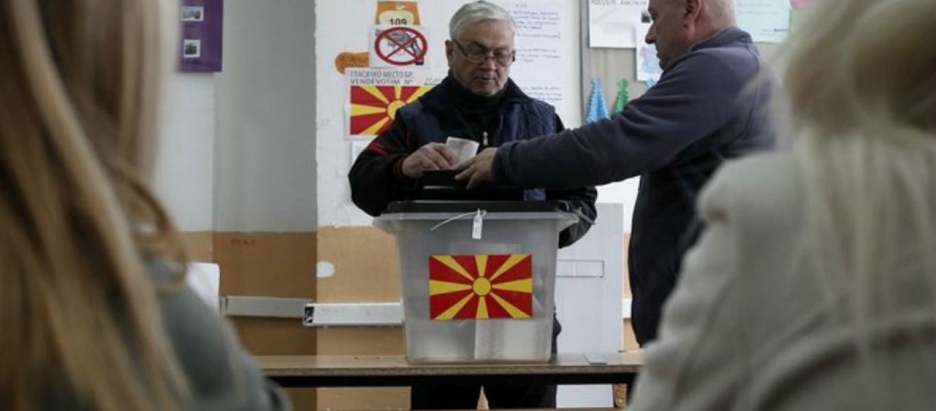 Σκόπια : Άνοιξαν οι κάλπες – Σε εξέλιξη το δημοψήφισμα