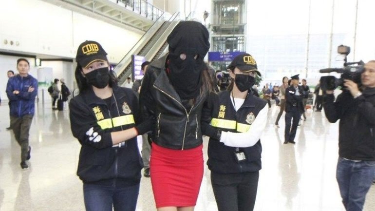 Τον Μάρτιο η δίκη της 19χρονης που συνελήφθη στο Χονγκ Κονγκ με κοκαΐνη