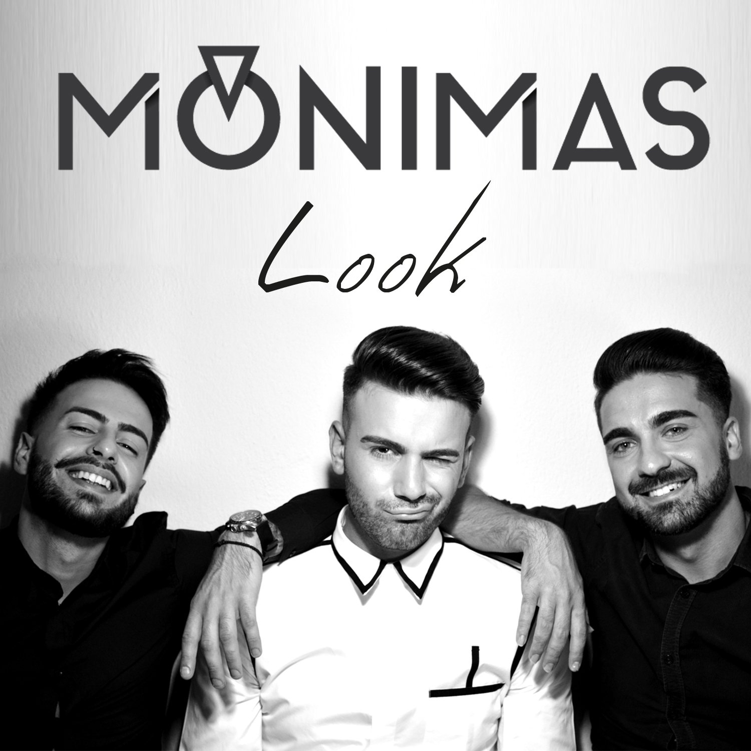 (Video) Ο Βασίλης Καρράς υπογράφει το πρώτο single της νέας μπάντας "Monimas"