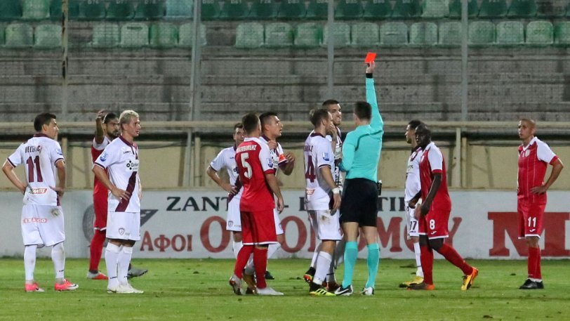 Super League: Στο... κατς, η ευνοημένη από τα σφυρίγματα Ξάνθη 1-0 την ΑΕΛ