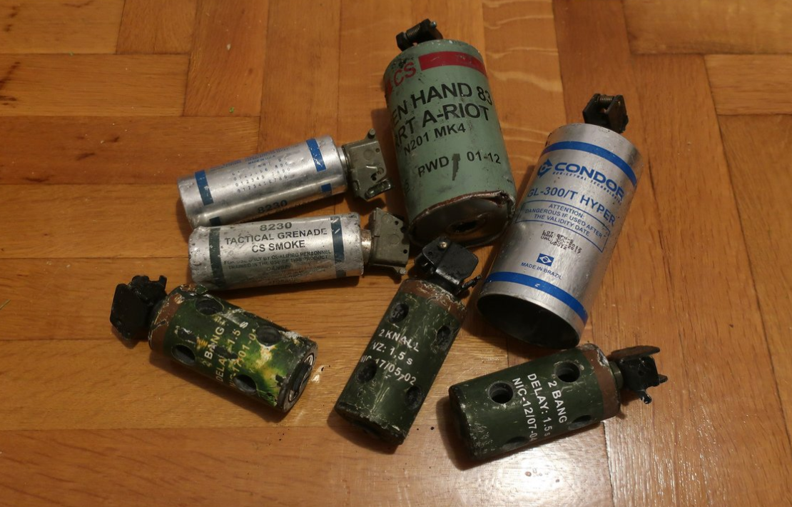 (photo) Αυτά είναι τα δακρυγόνα που χρησιμοποιούν τα ΜΑΤ!