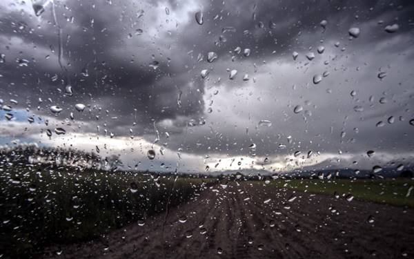 O καιρός σήμερα Κυριακή : Νεφώσεις, βροχές και τοπικές καταιγίδες σε όλη τη χώρα