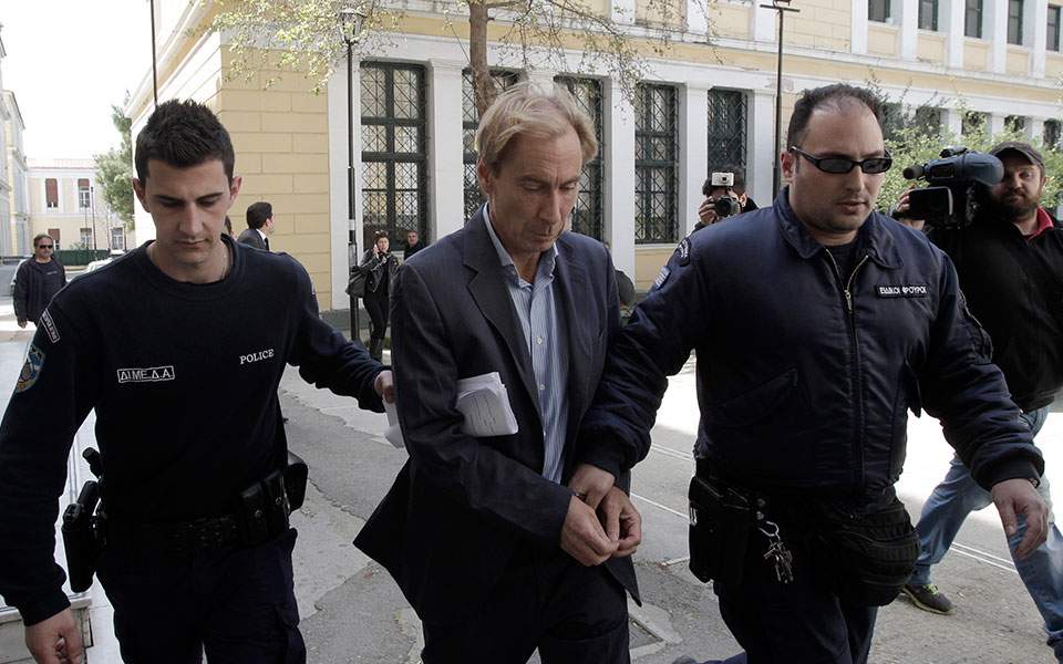 Δικηγόρος Όσβαλντ: "Παράξενη η επιλογή του να αποδράσει, δεν ξέρει κανέναν στην Ελλάδα"