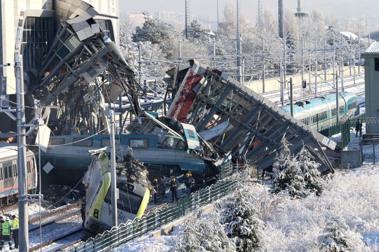 Τραγωδία στην Άγκυρα, δυστύχημα με τρένο, τουλάχιστον επτά νεκροί