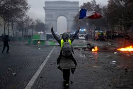 Γαλλία : Θα κηρυχθεί σε κατάσταση έκτακτης ανάγκης;