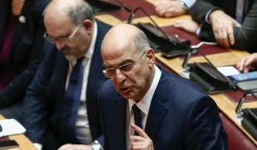 Ο ΣΥΡΙΖΑ χειροκρότησε τη ΝΔ μέσα στη Βουλή! - Όλοι εναντίον Κασιδιάρη