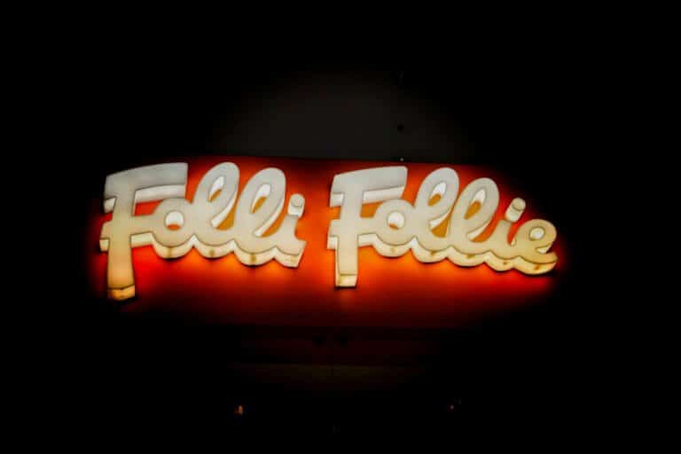 Folli