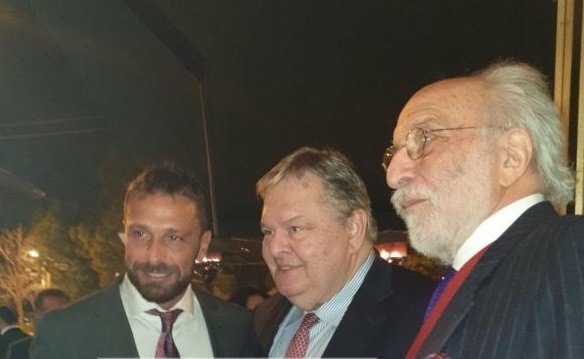 Πολιτικοί, δικηγόροι και... πρίγκιπες στο πάρτι Λυκουρέζου-Μαρακάκη για τη συνεργασία τους