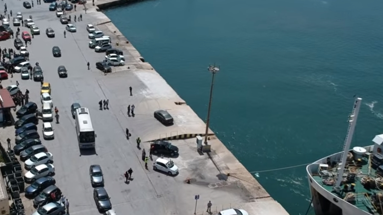 Video Πάσχα 2019: Drone κατέγραψε το χάος στο λιμάνι της Ηγουμενίτσας – Απίστευτες εικόνες